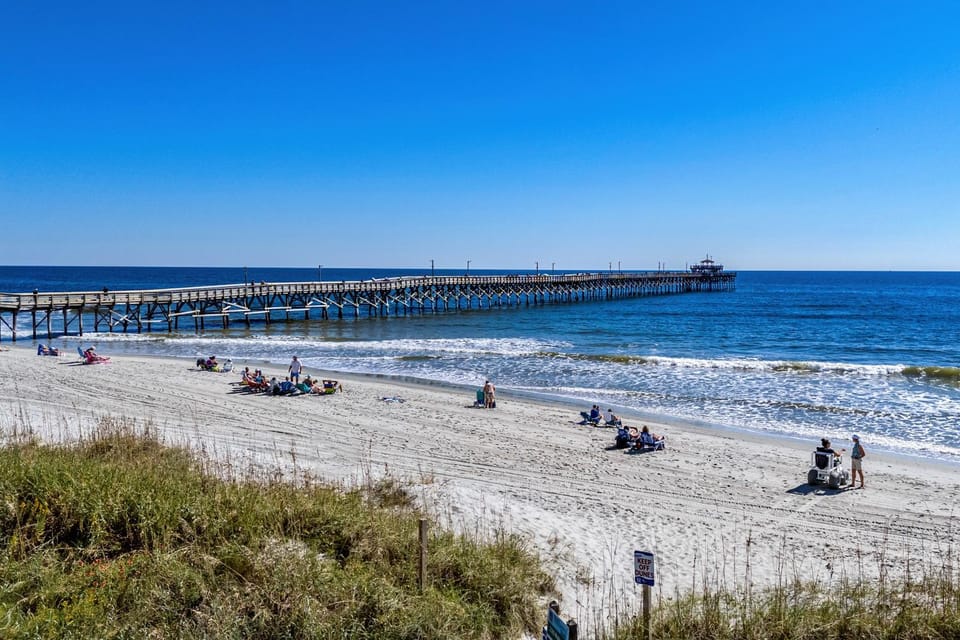 7021 - Type D Lake & Ocean View Corner Apartment in North Myrtle Beach