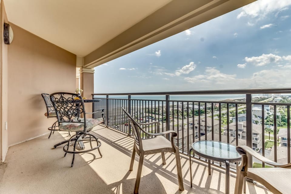 1012 - Type C Angled Oceanview Apartment in North Myrtle Beach