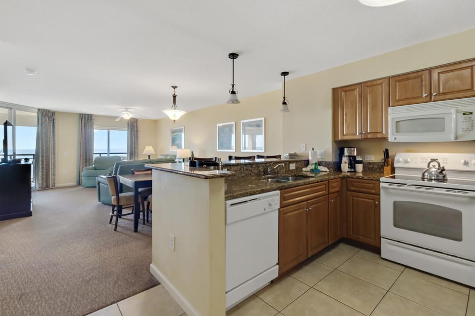 9001 - Type B Oceanview Corner Apartment in North Myrtle Beach