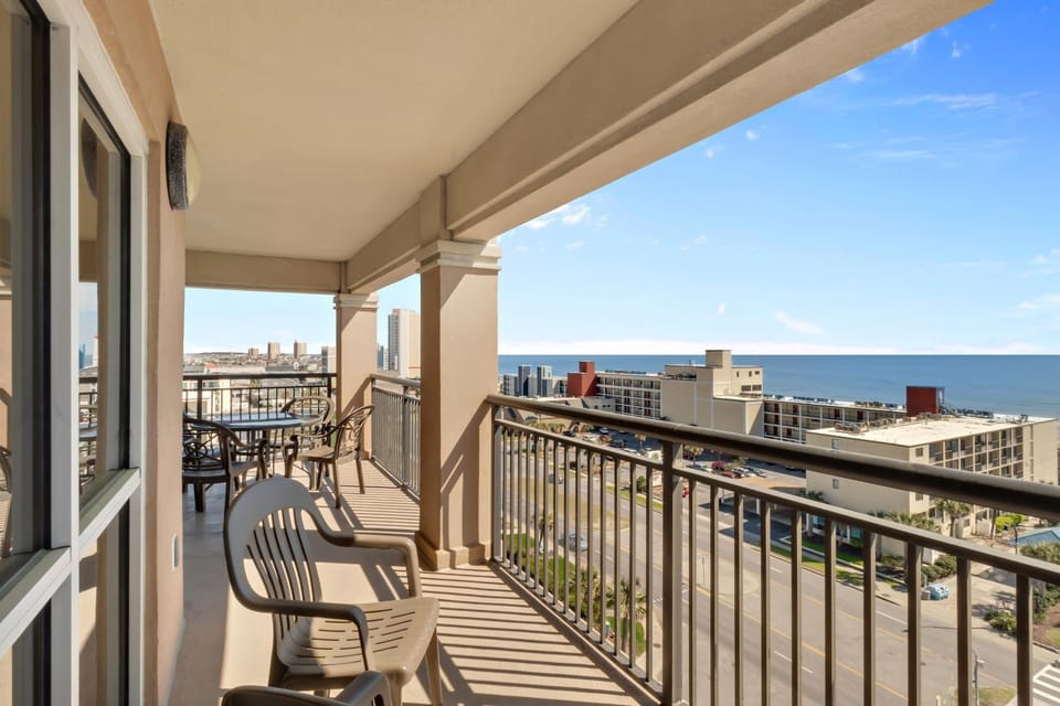9001 - Type B Oceanview Corner Apartment in North Myrtle Beach