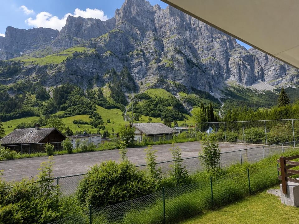 Nearby landmark, Spring, Day, Natural landscape, Mountain view