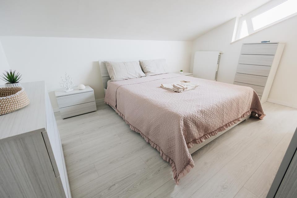 Casa Anastasia Beach Loft Apartment in Montesilvano