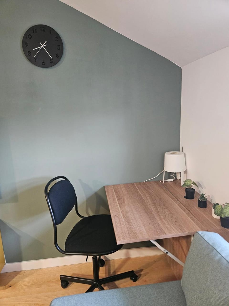 Yellow Dot Modern Studio in Grbavica, Novi Sad Apartment in Novi Sad