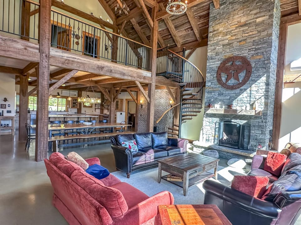 The Vines House in Warren