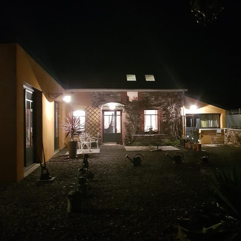 Le Grand Jardin Bed and Breakfast in Normandy