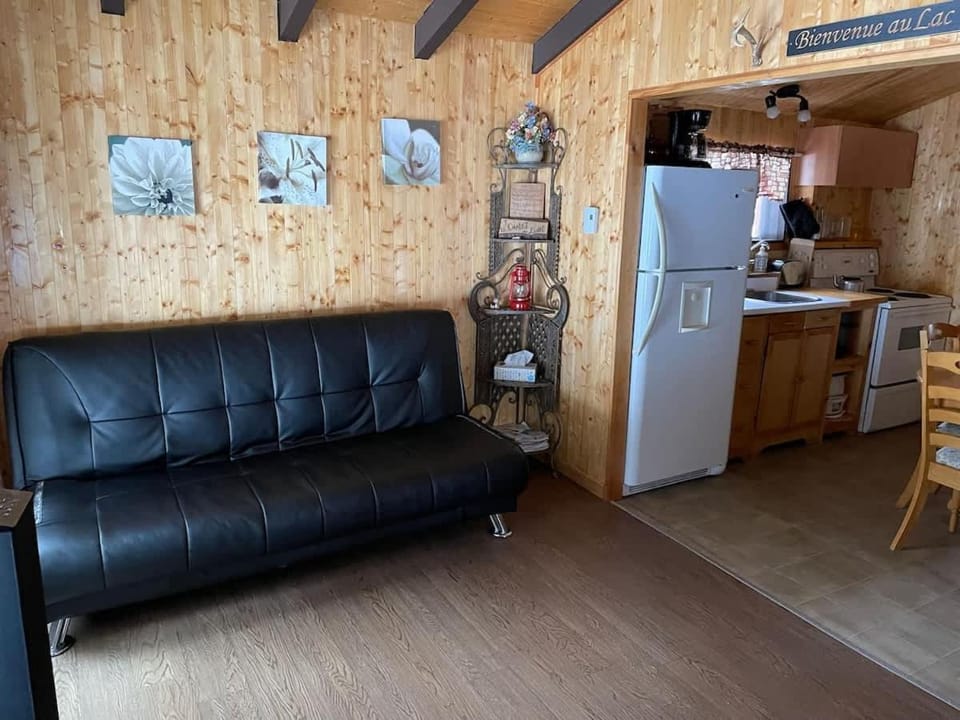 202 rang du Lac Lejeune - Chalet au bord du Lac Chalet in Quebec