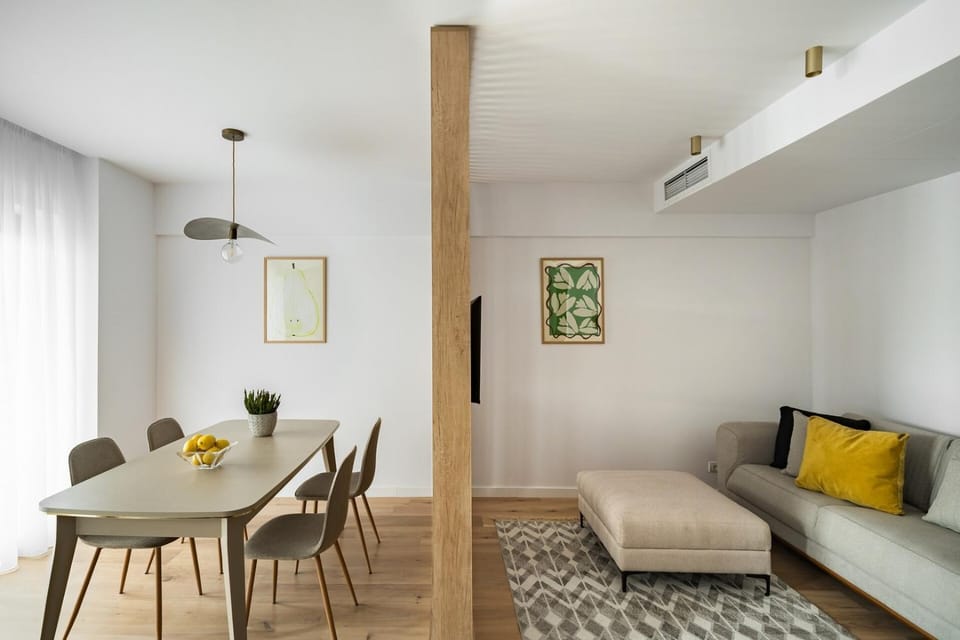 TV and multimedia, Living room, Dining area