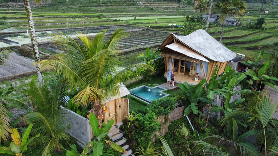 Mantra Bamboo Retreat Near Sidemen Villa in Selat