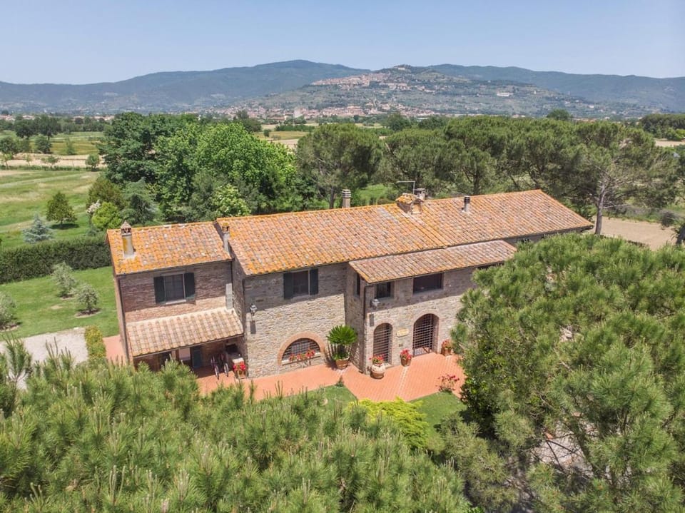 Cortona - Il Torchio Apartment in Umbria