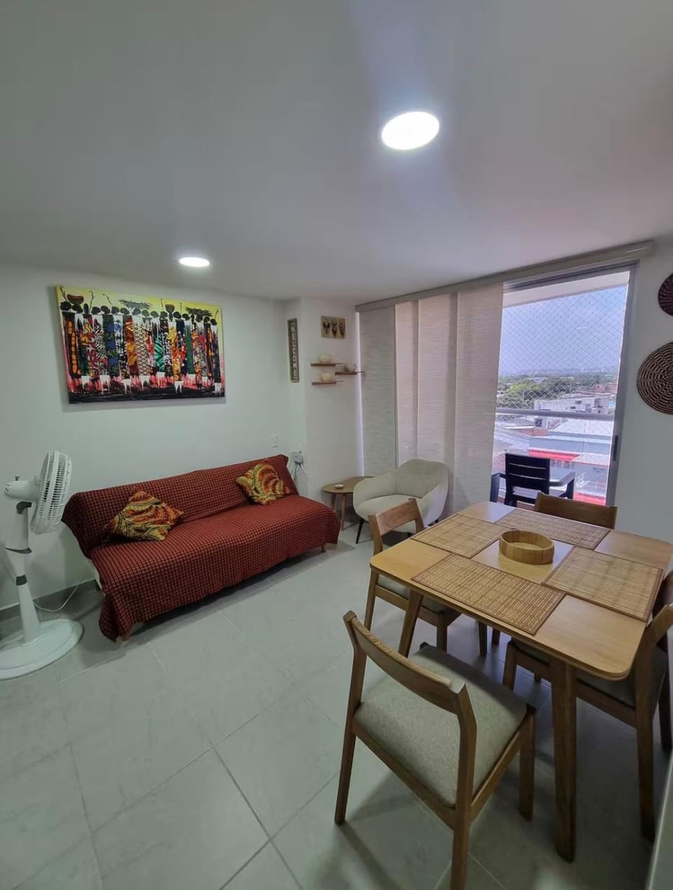 Moderno y práctico, cerca del mar y el aeropuerto Apartment in Cartagena