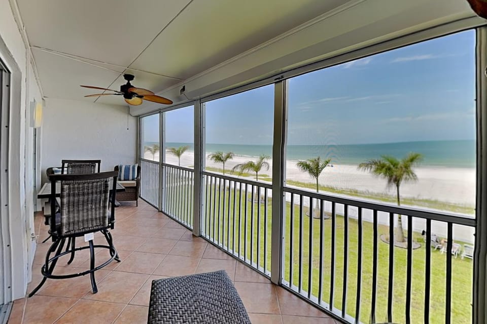 Balcony/Terrace, Beach, Sea view