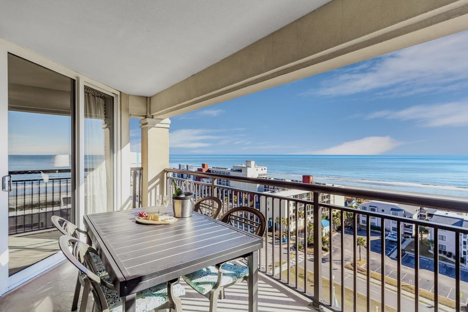 1104 - Type A Oceanview Apartment in North Myrtle Beach