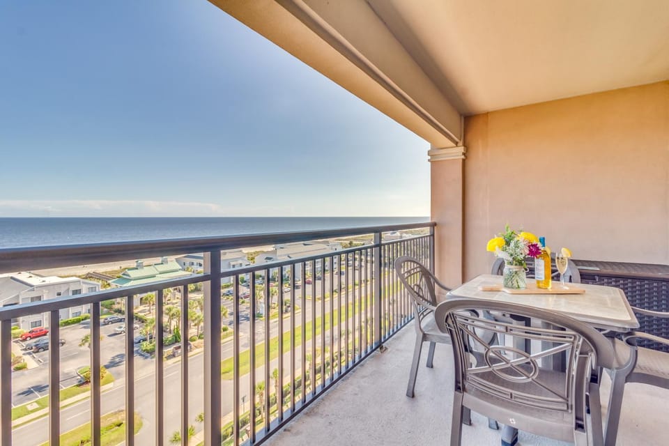 1006 - Type A Oceanview Apartment in North Myrtle Beach