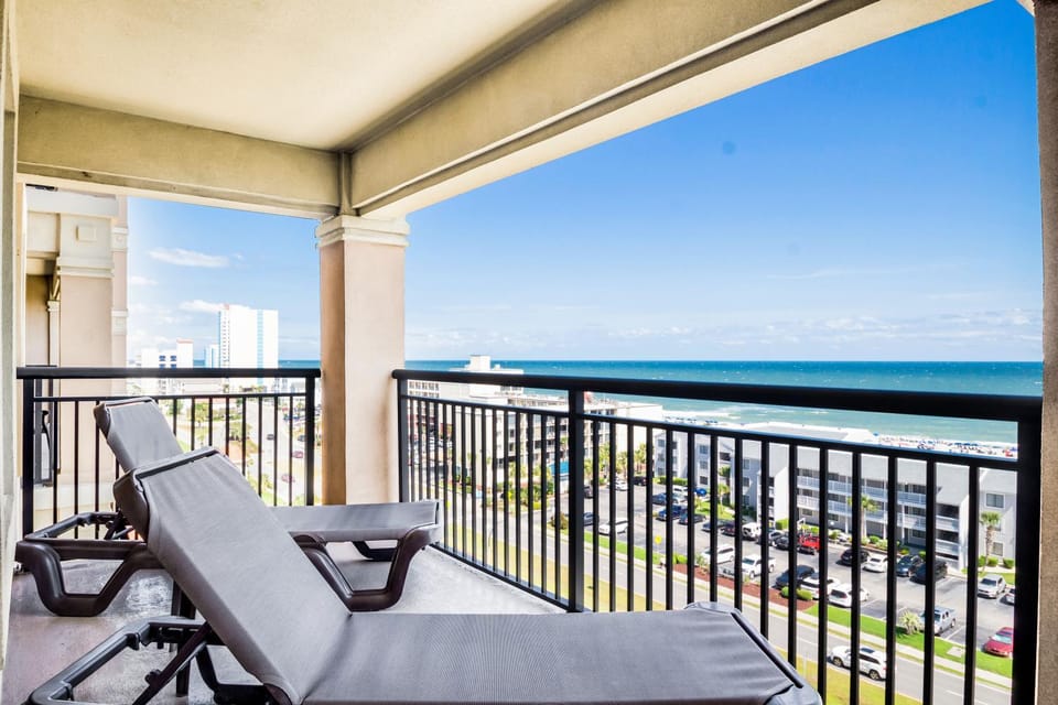 9010 - Type A Oceanview Apartment in North Myrtle Beach