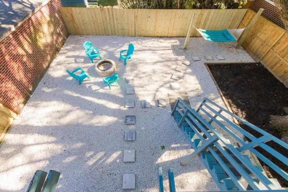 Downing Street Retreat A & B- Entire Duplex House in Jacksonville