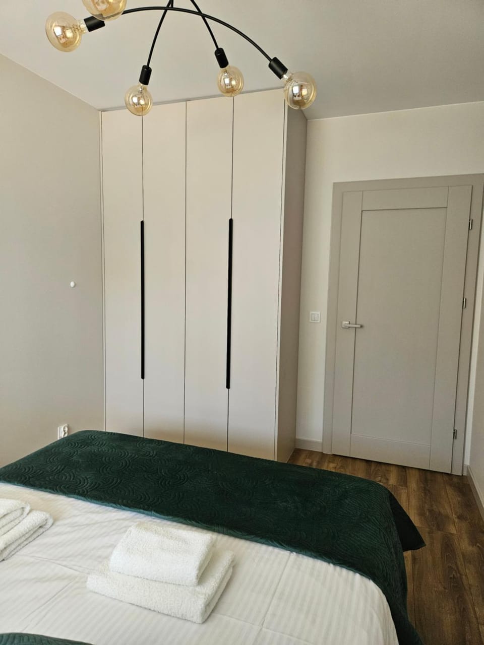 Bedroom, wardrobe