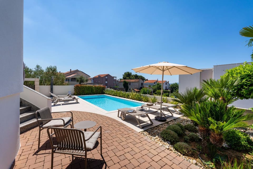 Patio, Garden, Garden view