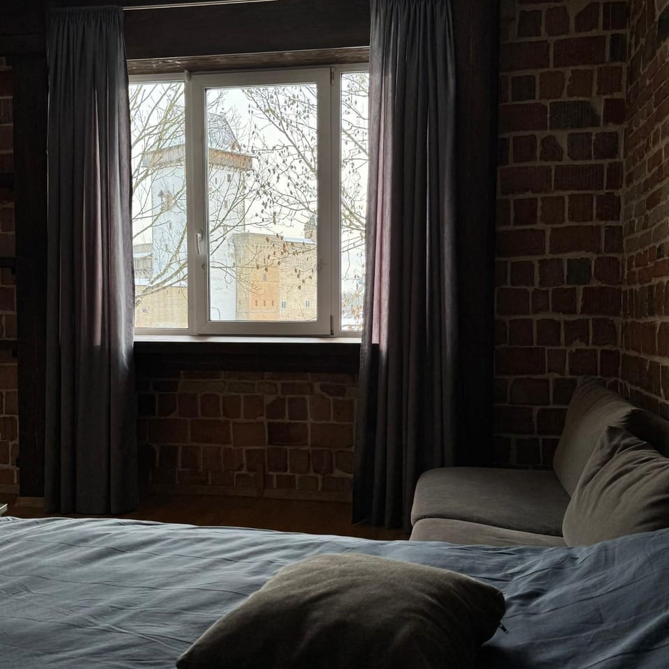 Bed, Bedroom, Landmark view