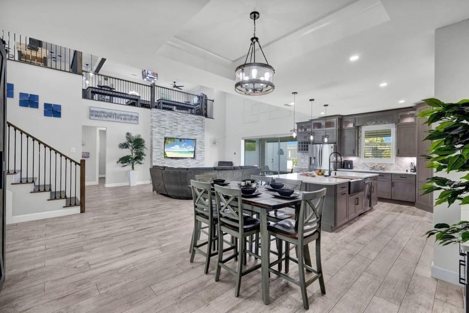 Saltwater Playhouse 1005 Villa in Cape Coral