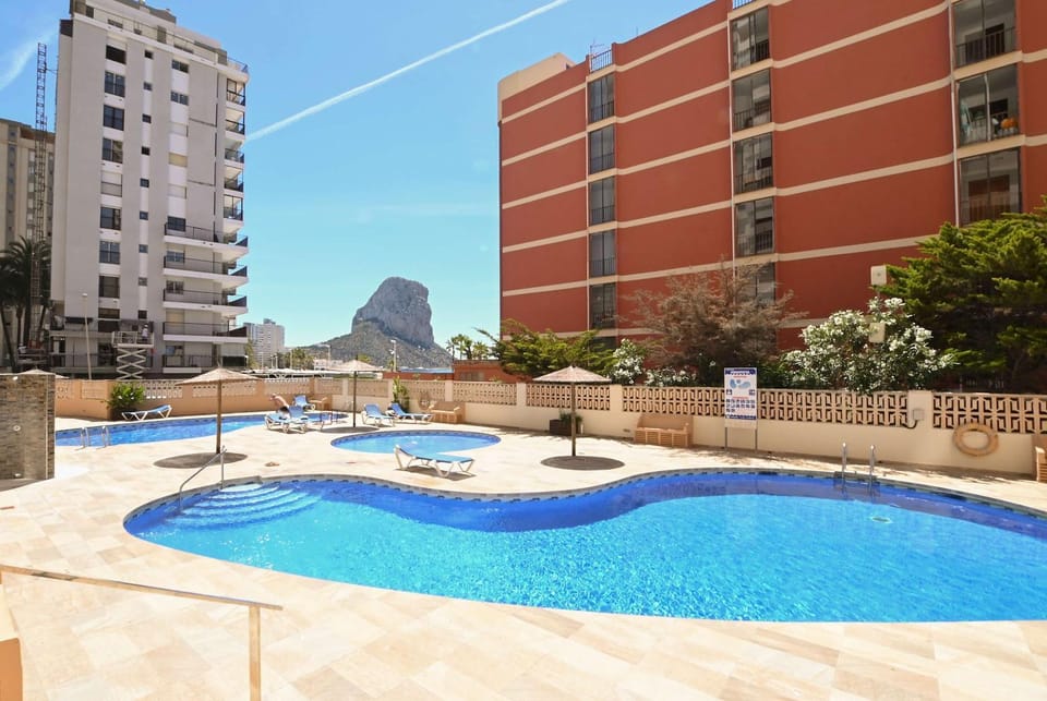 Pool view, Sea view, Swimming pool, Swimming pool, sunbed