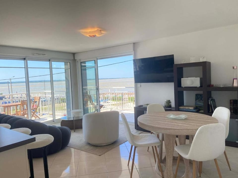 Mer en vue, Appartement bord de mer, wifi, balcon Apartment in Le Crotoy