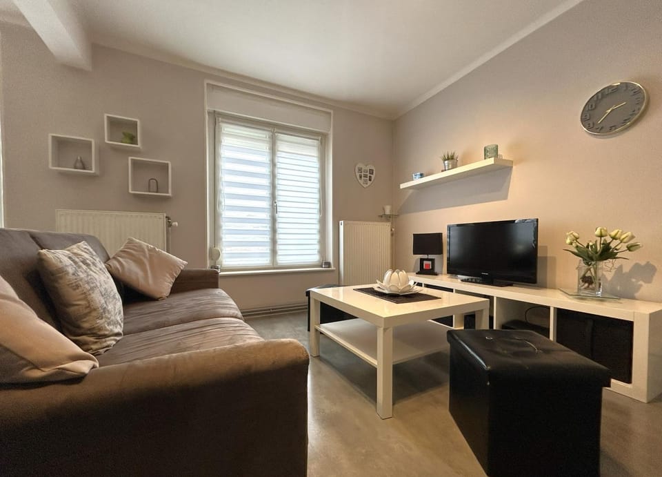 Lounge or bar