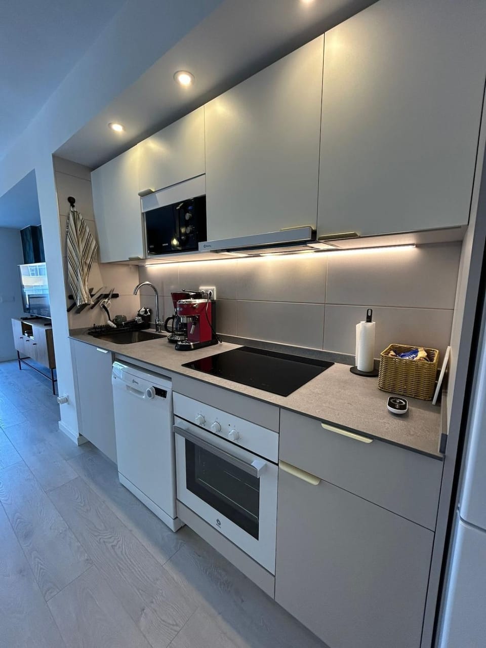 Modern luxury and peace Apartment in Fuengirola