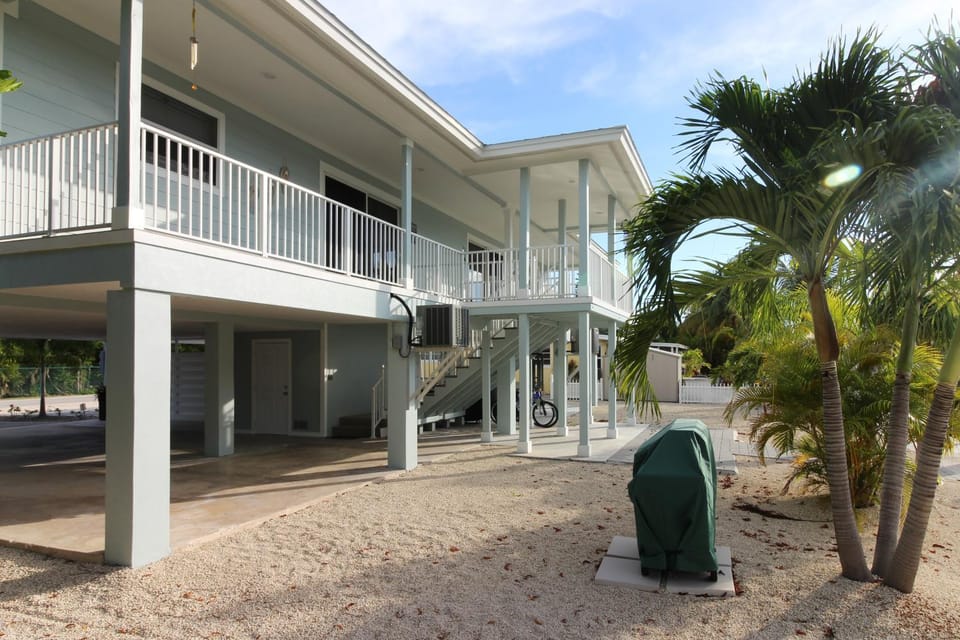 MA58 Anchors Aweigh Retreat House in Marathon