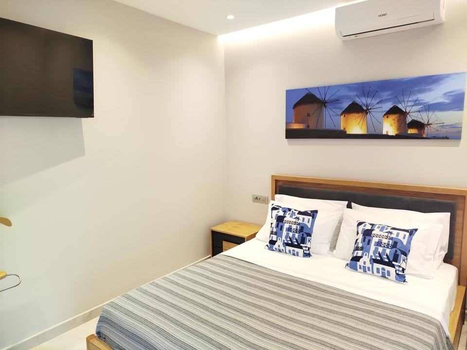 TV and multimedia, Bedroom, air conditioner
