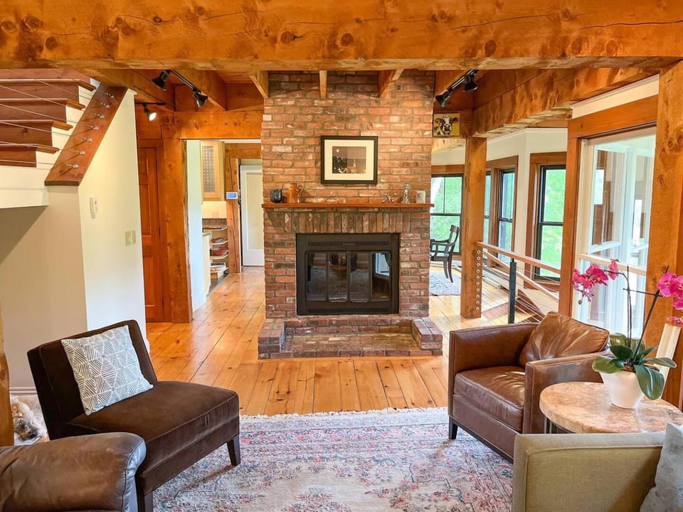 Secluded Vermont Home with Stunning Private View! House in Waitsfield