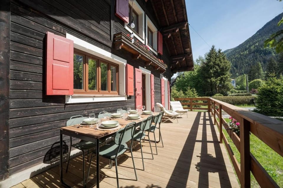 Flamme- Chalet Douillet-Grand Jardin-Terrasse - BBQ House in Chamonix