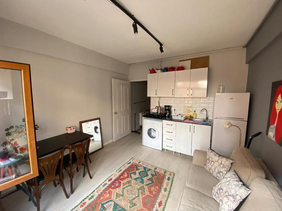 Feel like a neighbor Apartment in Istanbul