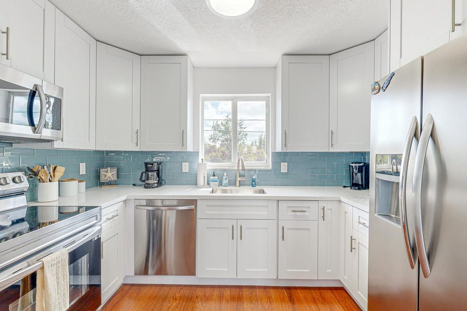 MA222 Seabreeze Haven House in Marathon