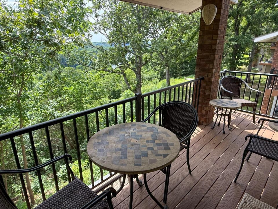 View (from property/room), Balcony/Terrace
