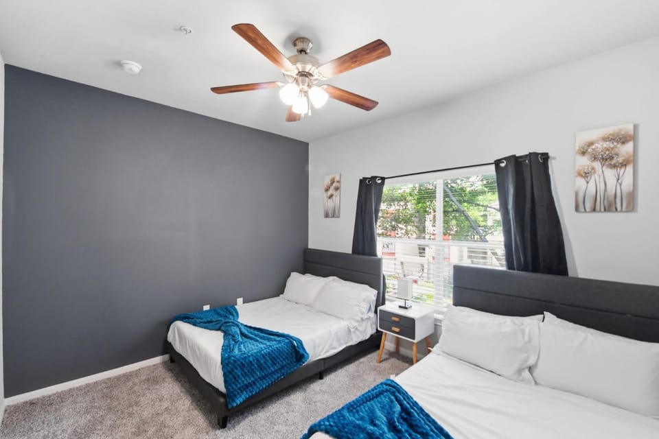 Spacious Dallas 2BR Near Downtown & Love Field Apartment in Dallas