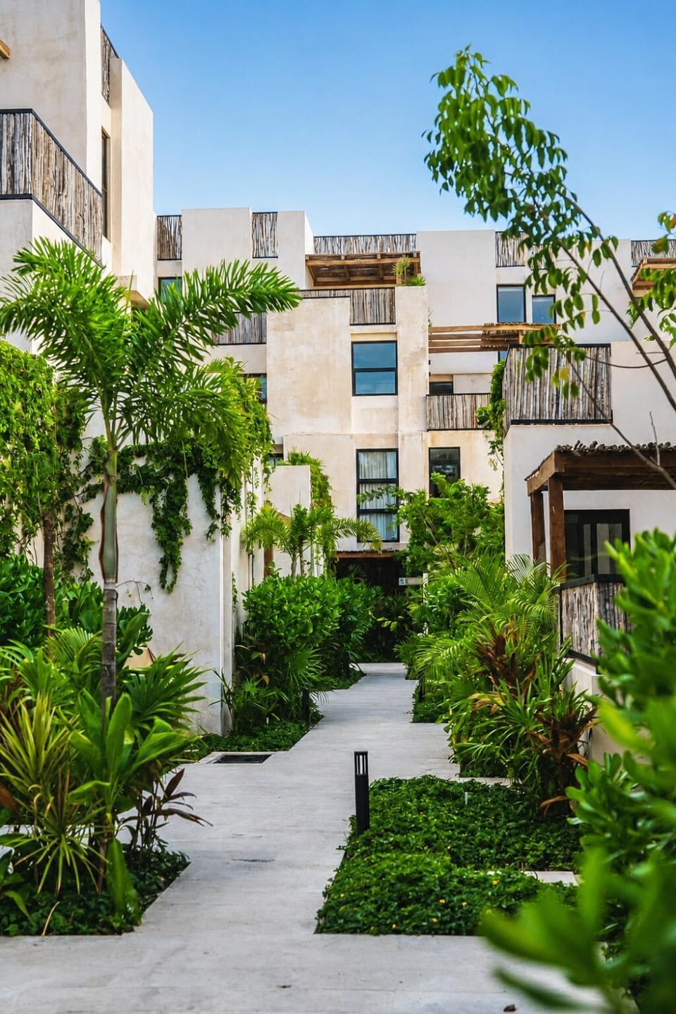 Property building, Natural landscape, Garden, Area and facilities