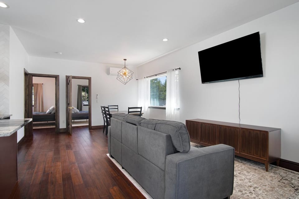 Brand new private ADU in gorgeous downtown CDA House in Coeur dAlene