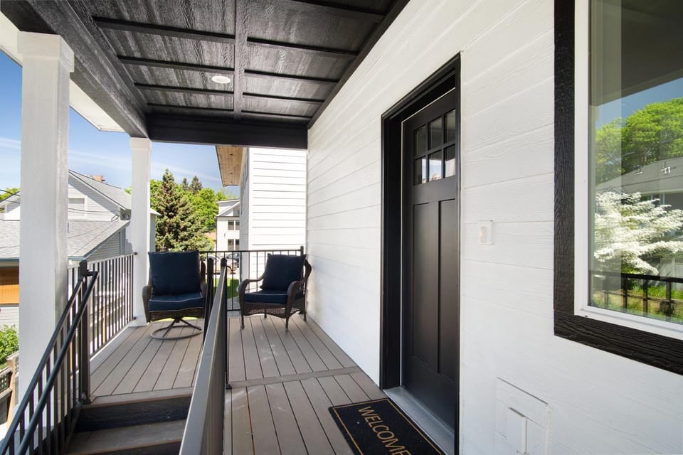 Brand new private ADU in gorgeous downtown CDA House in Coeur dAlene
