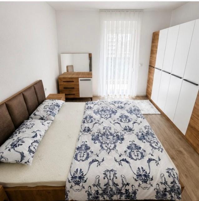 Apartamenti Arisi ka 3 dhoma gjumi me 2 banjo te kompleksi Nderimi Ferizaj Apartment in North Macedonia