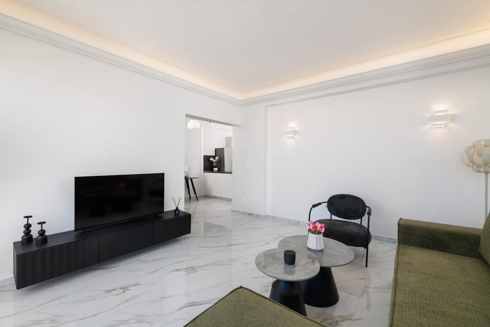 TV and multimedia, Living room, Seating area