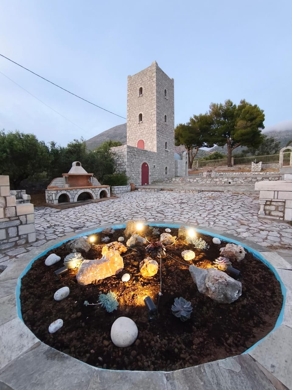 Property building, Day, BBQ facilities, Mountain view