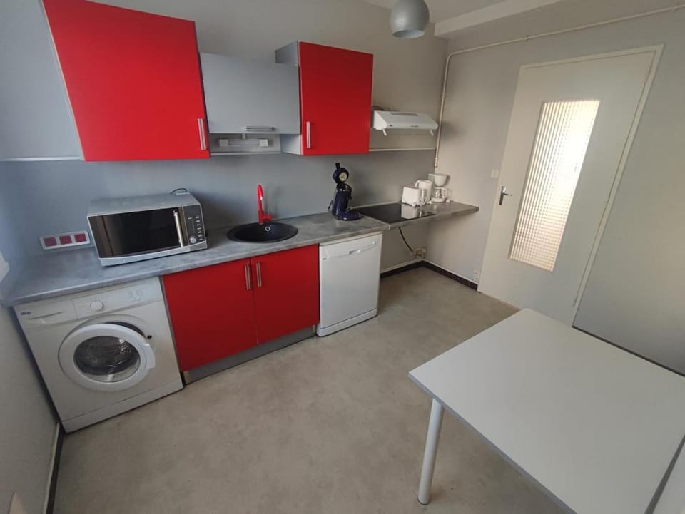 Cozy 2 chambres Wi-Fi Parking balcon Apartment in Besançon