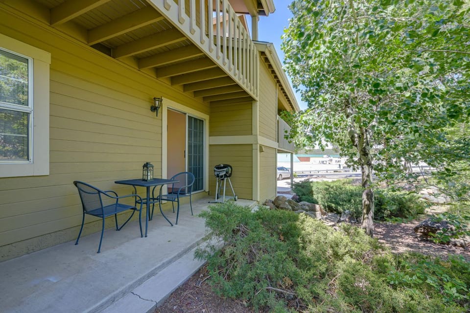 Shop, Dine, Hike, Explore Dtwn! Flagstaff Getaway House in Flagstaff