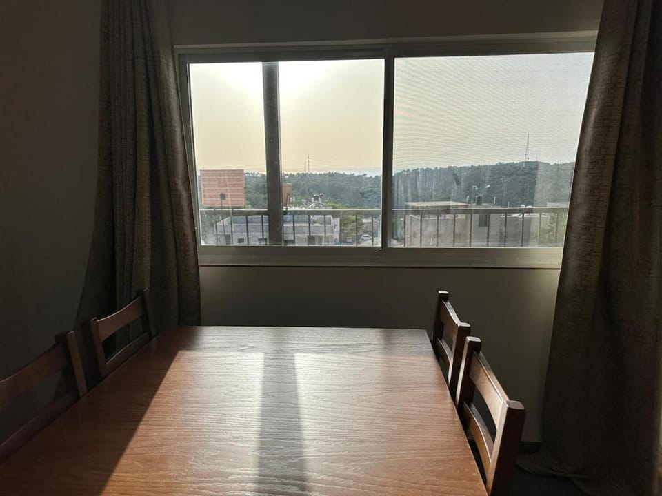 View (from property/room), Living room, Seating area