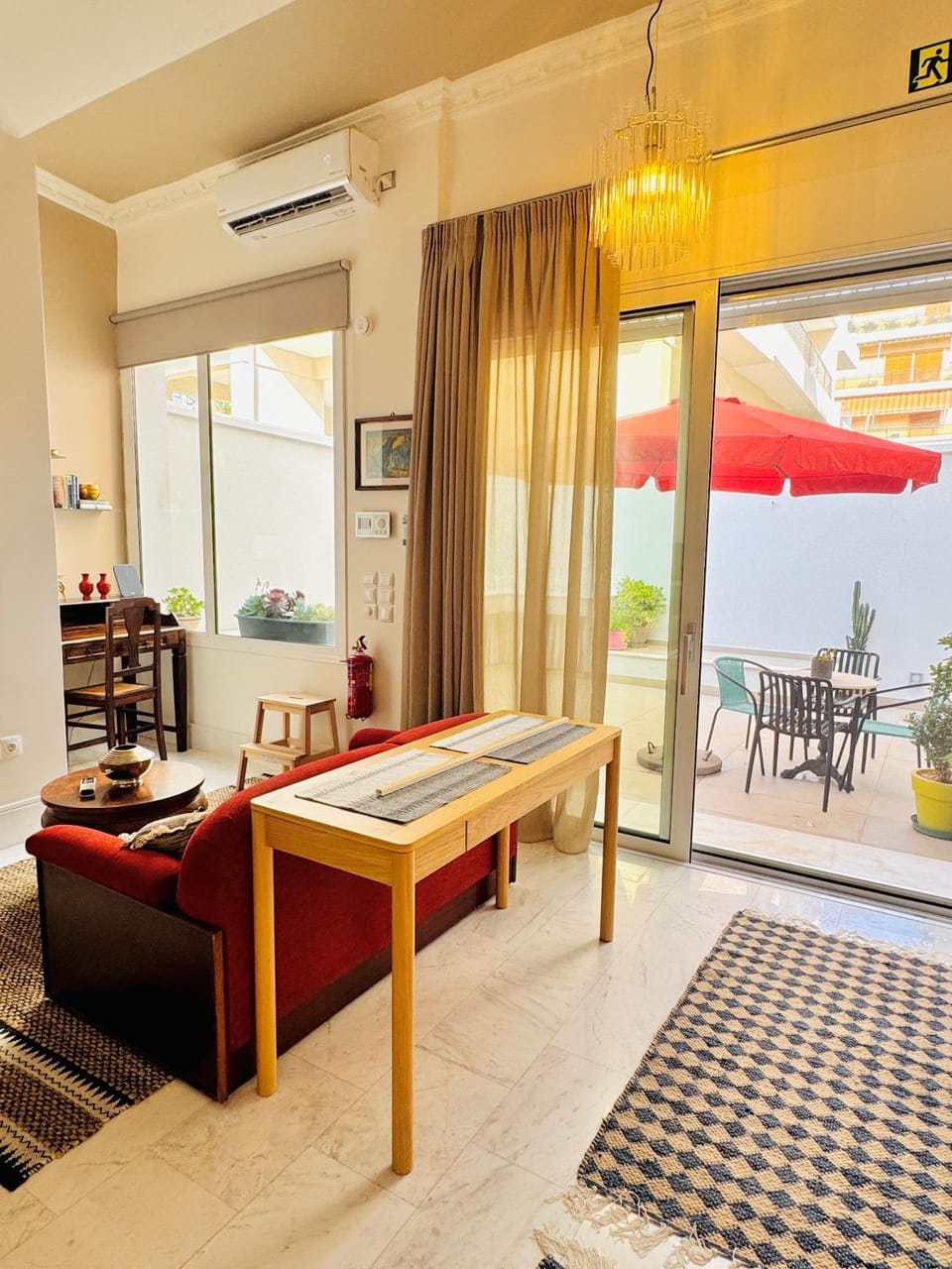 Charming Studio 5min walk from Palaio Faliro beach Apartment in South Athens