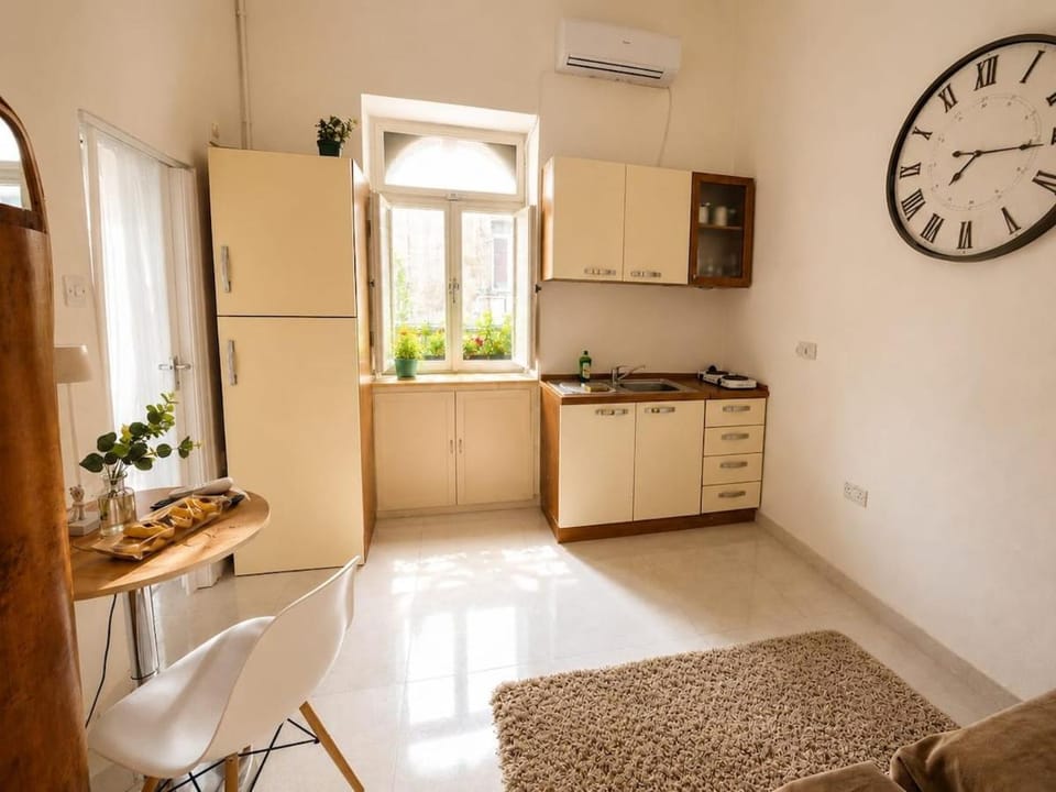 Hypogeum Suite Studio 3 on level 1 Apartment in Malta