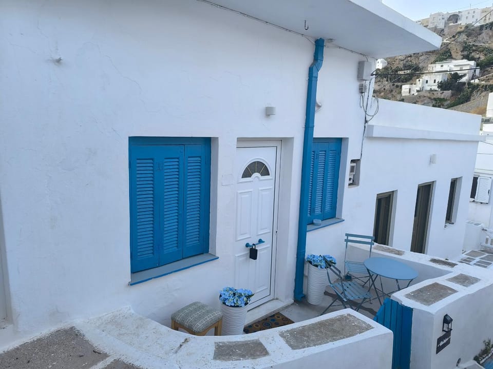 Villa fisfiri 2 House in Milos