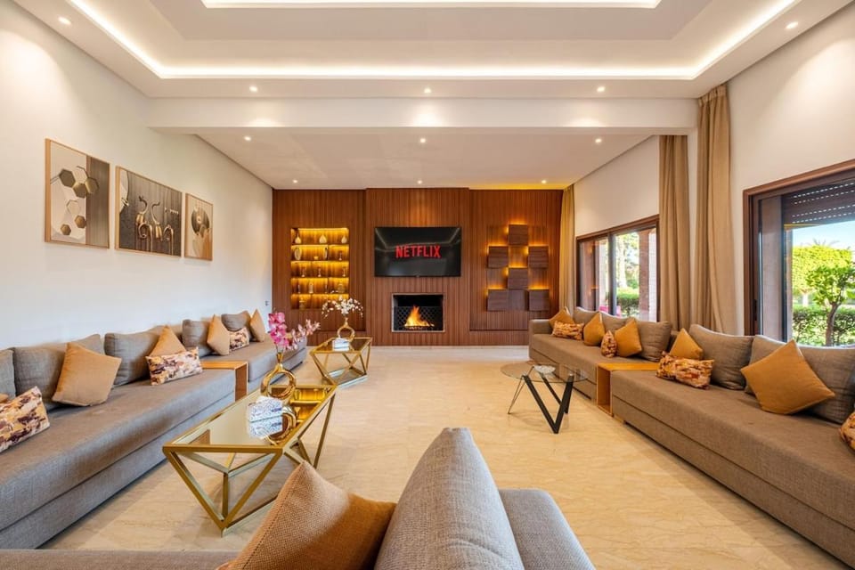 Villa 12 Suites Marrakech 20 Min Centre ville Villa in Marrakesh-Safi