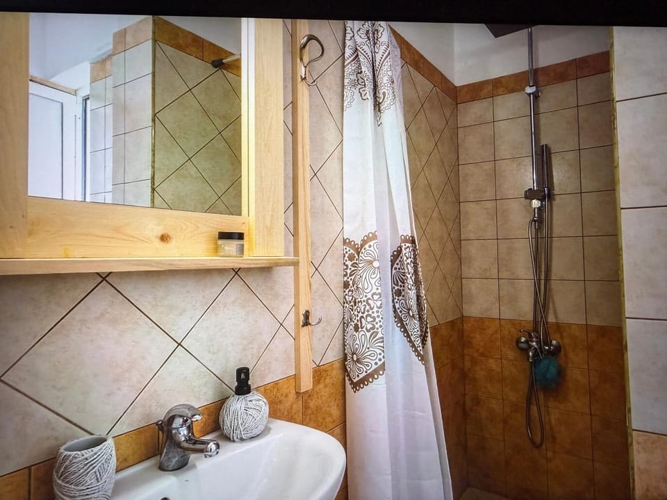 Spacious villa large swimming pool Villa in Pape'ete