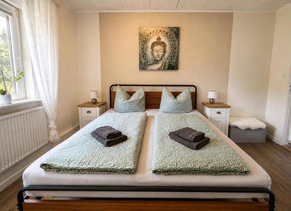 Bed, Bedroom